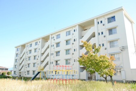 ビレッジハウス城南1号棟外観写真