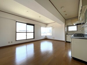 ライオンズマンション九品寺外観写真