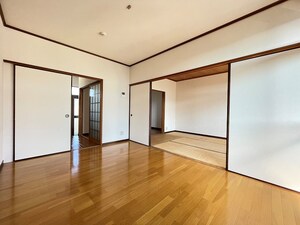 友添ハイツ外観写真