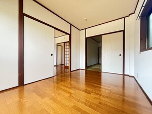 ヴィラソレイユ外観写真