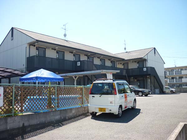 サテライト　ハウス