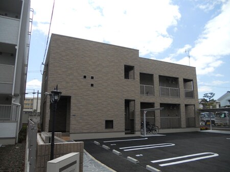 グラン　ウエスト外観写真
