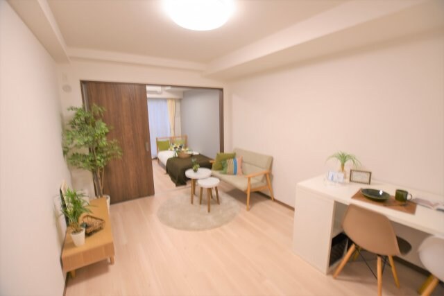 物件内観写真3　(モデルルームの写真です)