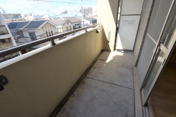 バルコニー(参考写真です（改装中）)