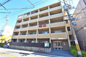 ビビッドフィールド大阪外観写真