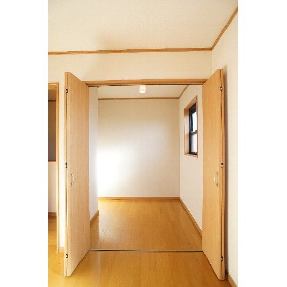 物件内観写真14　(ウォークインクローゼット)