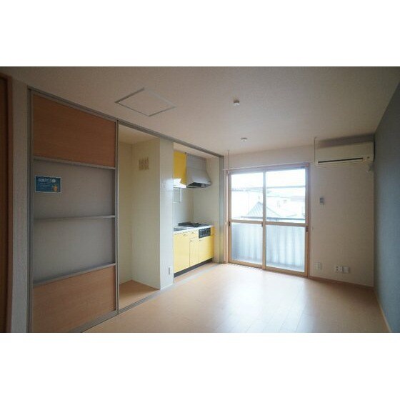 カーサＨＡＫＯＤＡの居室・リビング