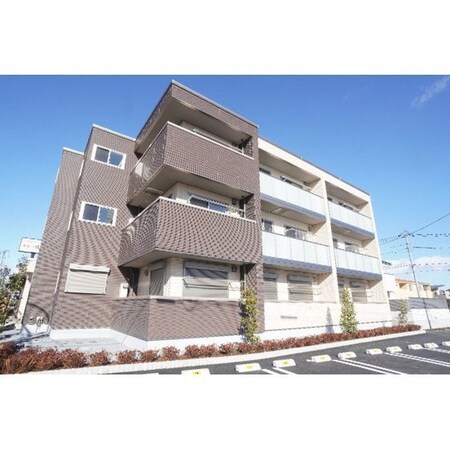 シャーメゾンオーク外観写真