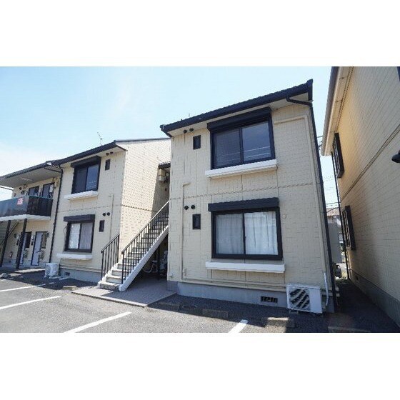 物件外観写真1　(Ｂ棟)