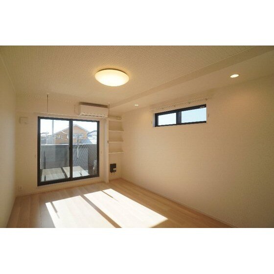 Ｙ’ｓアビタシオン青柳の居室・リビング