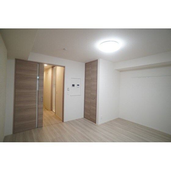 Ｄ－ＲＯＯＭ千代田町の居室・リビング