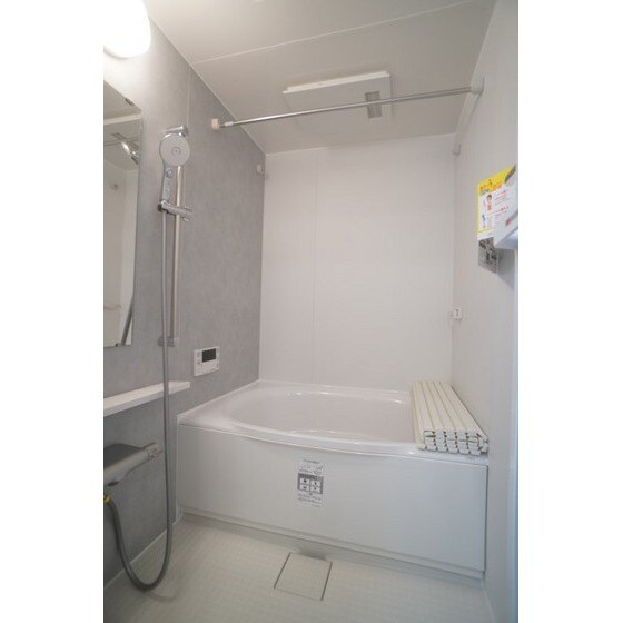 Ｄ－ＲＯＯＭ千代田町のバス