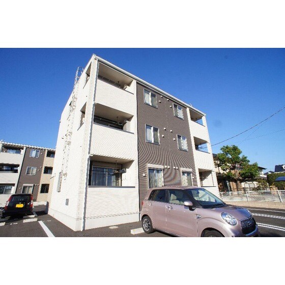 セレーノＢの物件外観写真