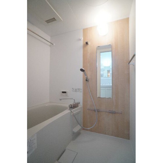 フェリーチェ　ＭＡＥＢＡＳＨＩのバス