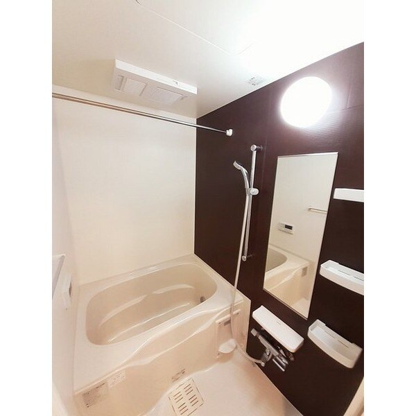 ル・プティシュのバス