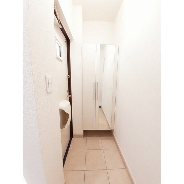 ル・プティシュの玄関