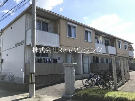シャーメゾン南沖洲外観写真