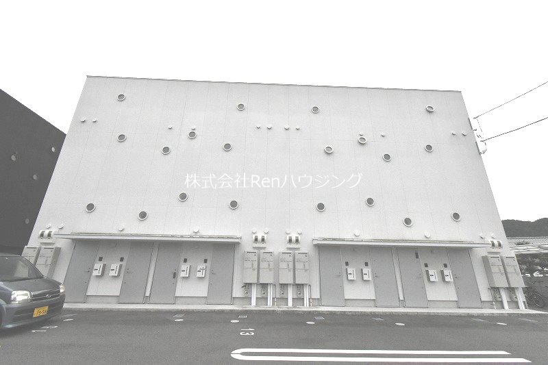 ピース・スクエア国府町矢野　A棟