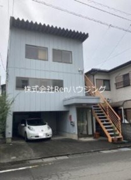 丸須テナント外観写真