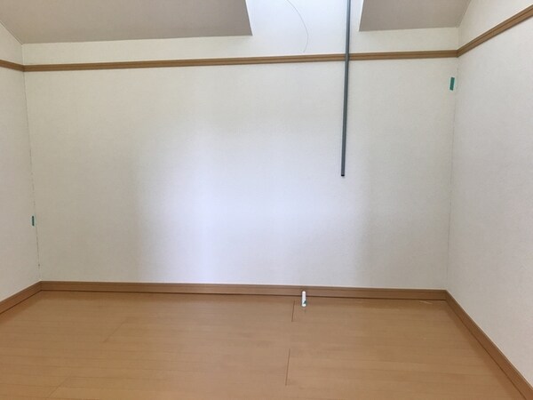 収納(屋根裏収納)