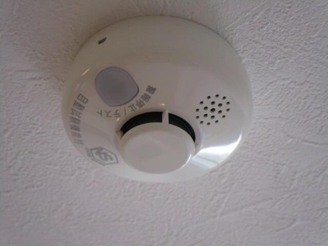 物件内観写真26　(もしもの時も安心の火災報知器)
