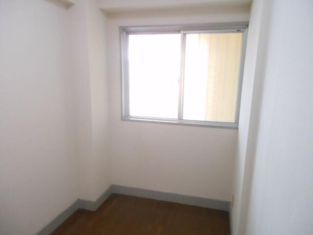 物件内観写真15　(北東の洋室)