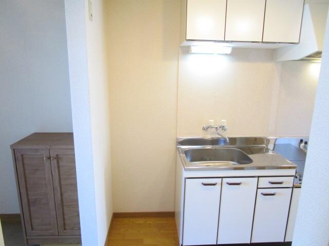 物件内観写真16　(冷蔵庫設置スペース)