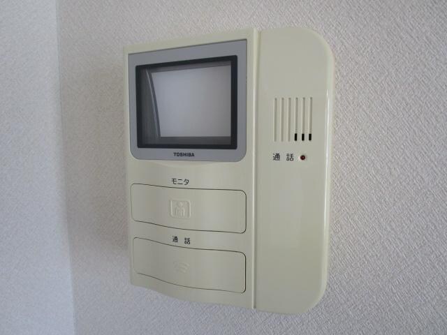 物件内観写真23　(インターホンはモニター付き)