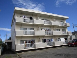 赤城マンション外観写真