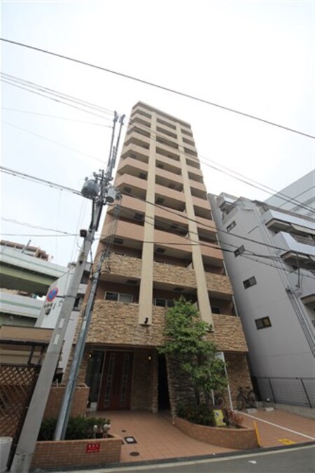 インベスト本町WEST外観写真