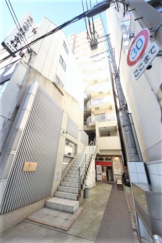 レジュールアッシュ谷町