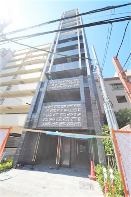 プレサンス心斎橋レヨン外観写真