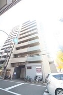 W.O.B　HONMACHI-WEST