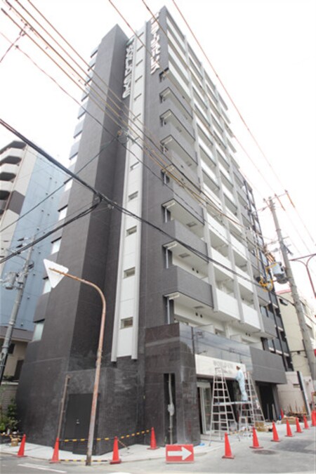 ワールドアイ大阪ドームシティ外観写真