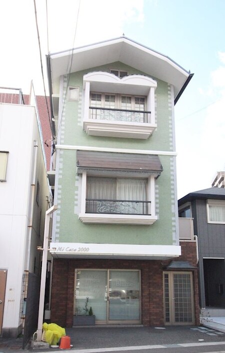 MICASA2000外観写真