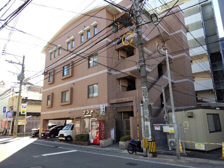 ランドマンション外観写真