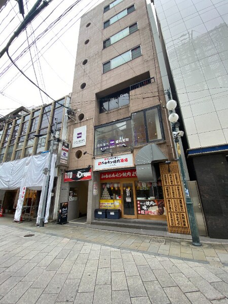 MOTOビル外観写真