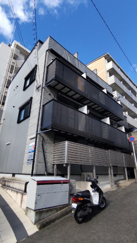 リサ千歳外観写真