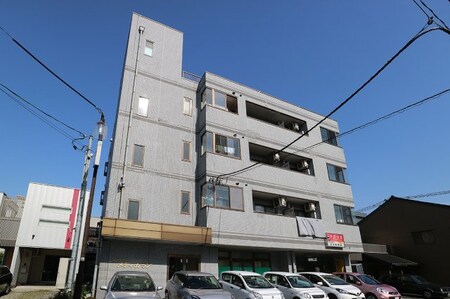 シャトーメディカマン外観写真