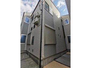 ハーモニーテラスAlivio仲宿外観写真