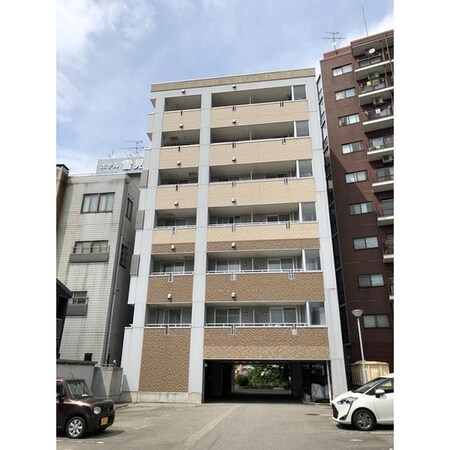 アクシルコート石倉町外観写真
