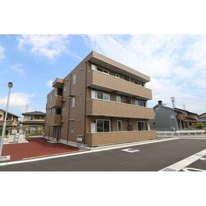 アールヴォリ町村外観写真