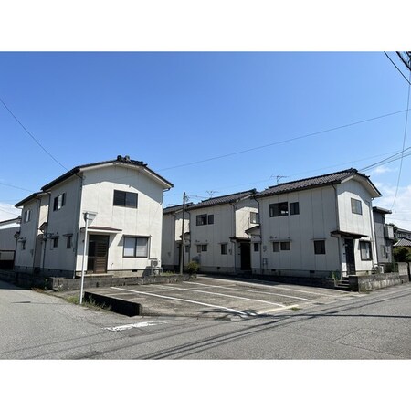 中島4丁目貸家　1号棟外観写真