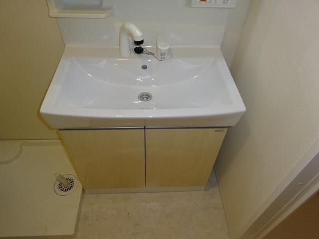 物件内観写真6　(洗面)