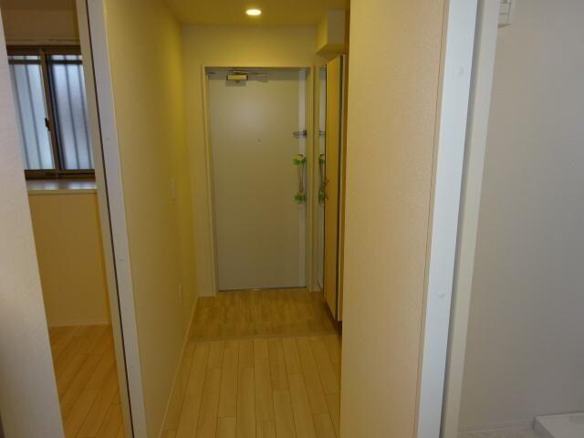 物件内観写真15　(廊下)