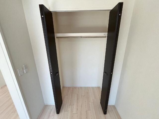 物件内観写真8　(クローゼット)