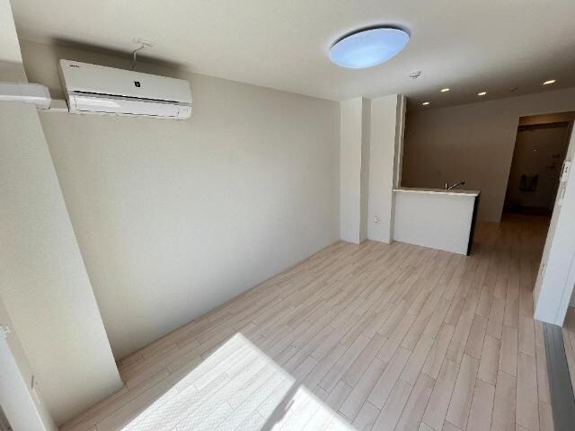 物件内観写真12　(リビング)