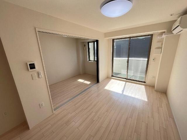 物件内観写真14　(リビング)