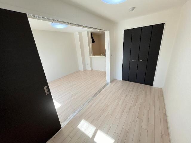 物件内観写真16　(洋室)