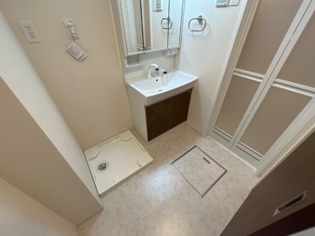 物件内観写真9　(洗面)